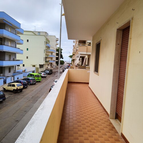 Full Apartment, First Floor 150 MT from Lido San Giovanni