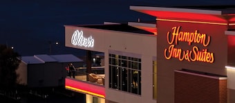 Hampton Inn & Suites Erie Bayfront