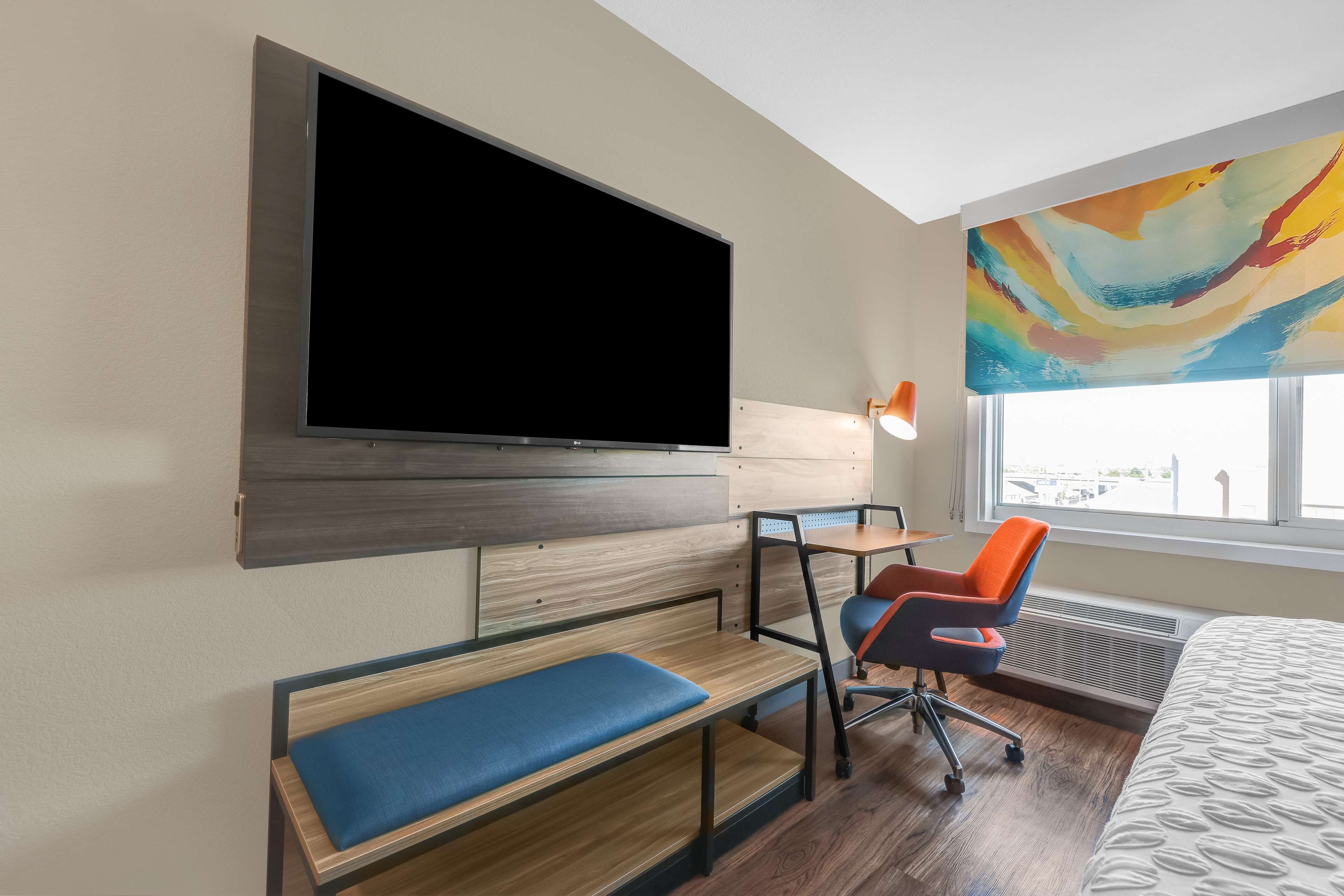 Room, 1 King Bed