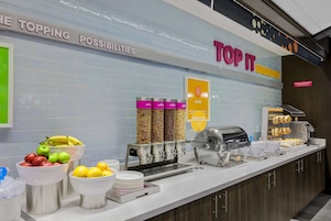 Free daily continental breakfast