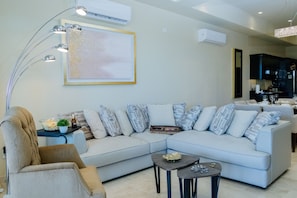 Smart TV, fireplace, video games, books