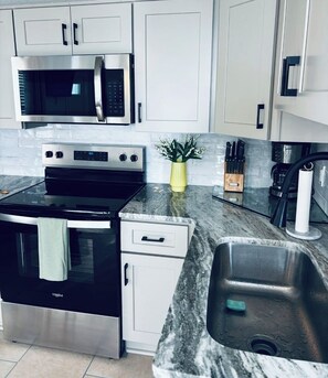 Fridge, microwave, oven, stovetop - The Monterey offers this view in 45 sec POOL being renovated until end of April (Redington Shores)