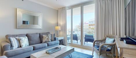 Televisión, reproductor de DVD, videoteca