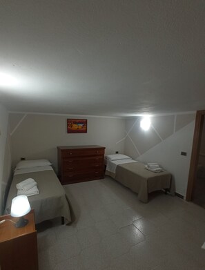 2 bedrooms, in-room safe, iron/ironing board, WiFi
