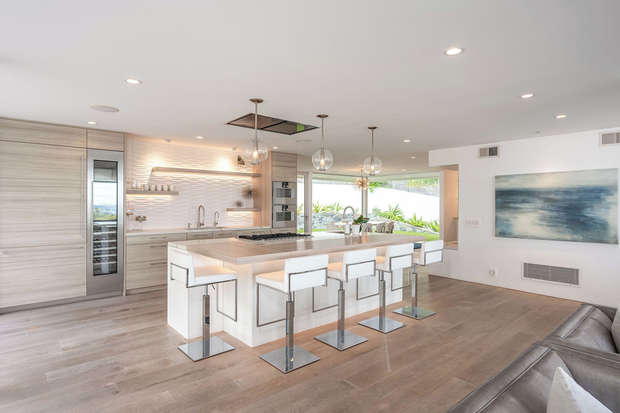 ثلاجة، ميكروويف، فرن، موقد طهي مسطح