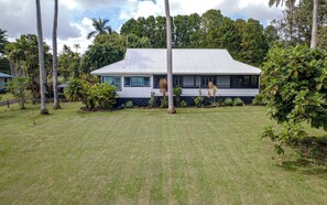 Exterior - Live a Piece of History at My Hilo Home (Hilo)