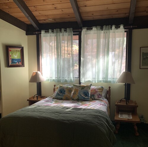 RustRidge Bed and Breakfast - Rustridge Cottage