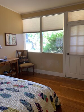 1 bedroom, iron/ironing board, Internet, bed sheets