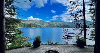 Pine View Cabin: Rustic Hayden Lake Cabin with Bunkhouse and Private Dock