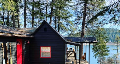 Lake Pend Oreille Cabin Dock, Boat Lift, Hot Tub