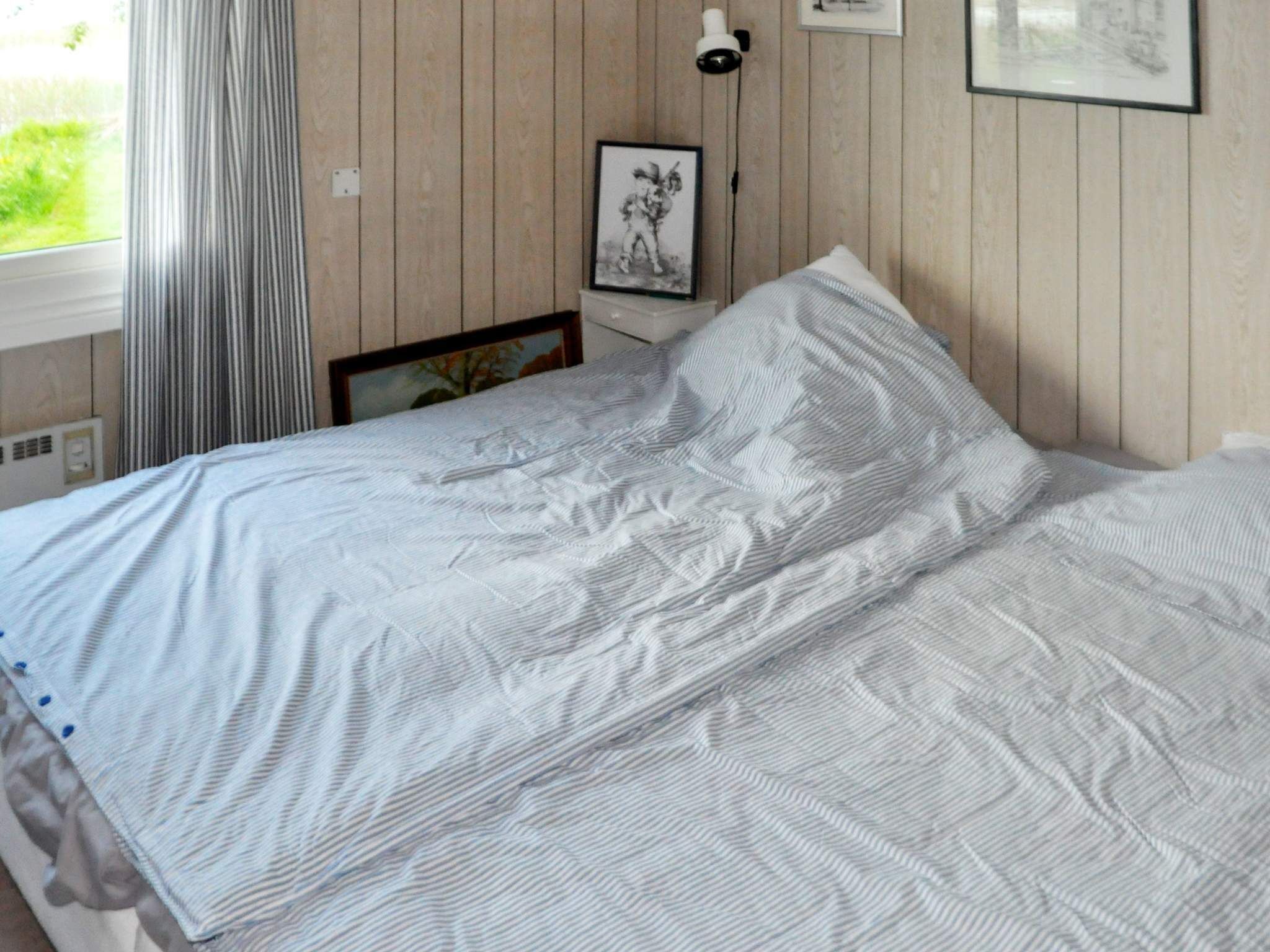 1 habitación y muebles diferentes 