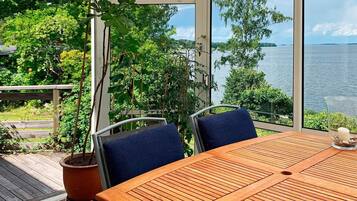 2 bedrooms, individually furnished