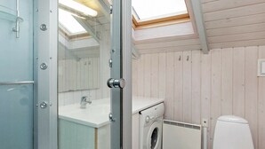 Bathroom - Heritage Holiday Homein Hvide Sande near Sea (Hvide Sande)