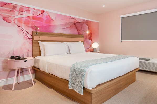 1 soverom, sengetøy av topp kvalitet, dundyner og safe på rommet