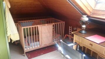 2 Schlafzimmer, Bügeleisen/Bügelbrett, kostenloses WLAN, Bettwäsche