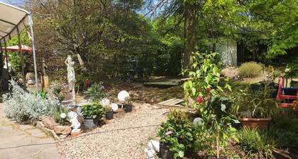Ferienwohnung Quaisser mit Terrasse, Balkon, Pool und Sauna