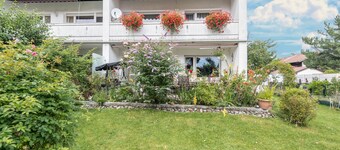 Accogliente appartamento per le vacanze "Schild" con giardino e vista sulle montagne