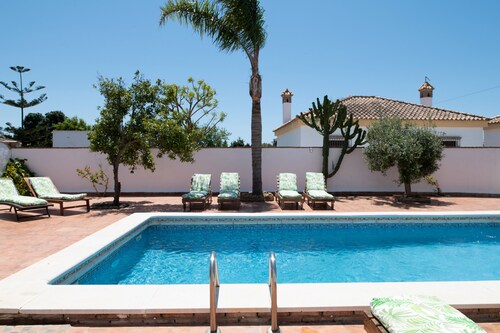 Villa Mayo avec piscine privée - famille