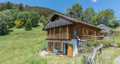 Ferienhaus "Baita Serpillo" mit einzigartigem Bergblick und privatem Garten