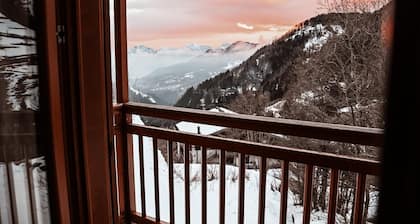 Alpine Holiday Home "Baita Serpillo" with Unique Mountain Views and Private Garden
