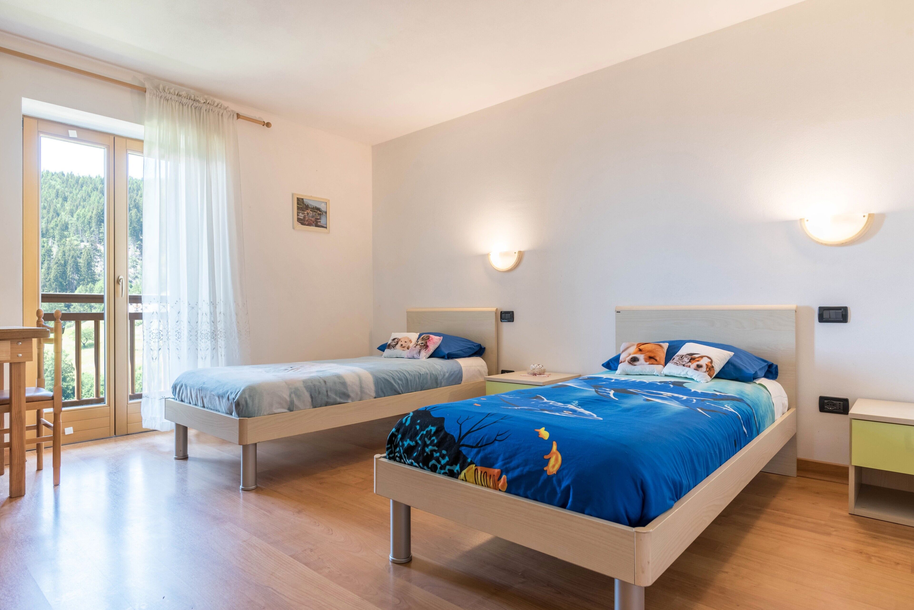 3 sovrum, strykjärn/strykbräda och sängkläder