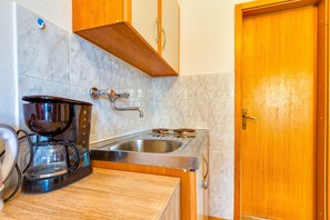 Refrigerador, utensilios de cocina