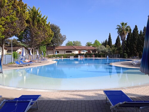 Comfortable campsite chalet/ mobile home | Near beach | Tuscany | Viareggio