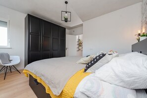 3 Schlafzimmer, Internetzugang, Bettwäsche