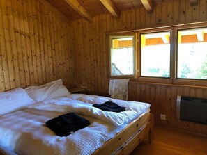 3 chambres, Wi-Fi gratuit, draps fournis