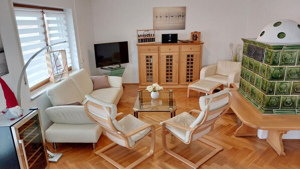 TV, table tennis