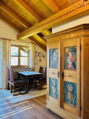 تناول الطعام