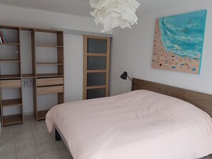 3 chambres, fer et planche Ă repasser, Wi-Fi gratuit