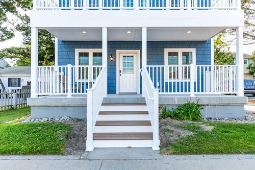 3 Bedroom/2 Bathroom Downtown Ocean City Home w/ a Pool