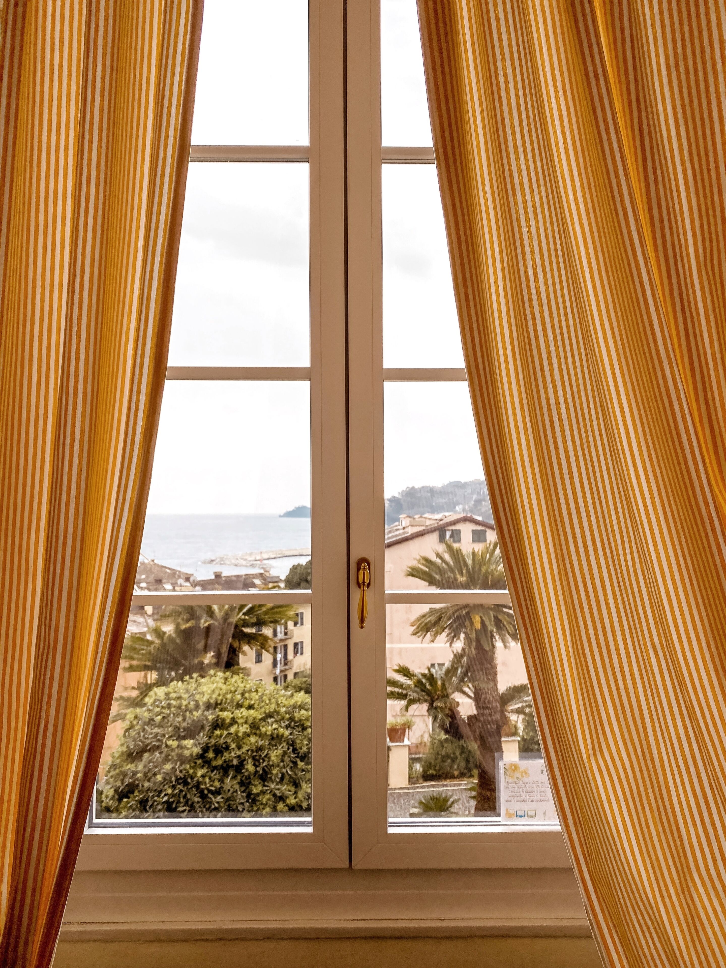 Suite Junior, 1 très grand lit, non-fumeur, vue mer | Vue de la chambre