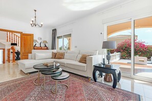 Smart TV, lareira, monitores de computador, impressoras