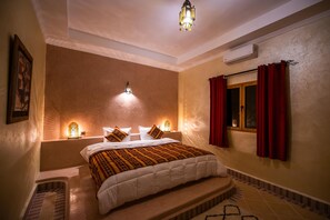 Egyptian cotton sheets, premium bedding, down duvets - Riad Les Jardins De Merzouga (Taouz)