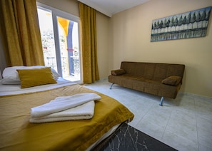 Individually decorated, blackout curtains, free WiFi, bed sheets - Speedy Apartments (Marmaris)