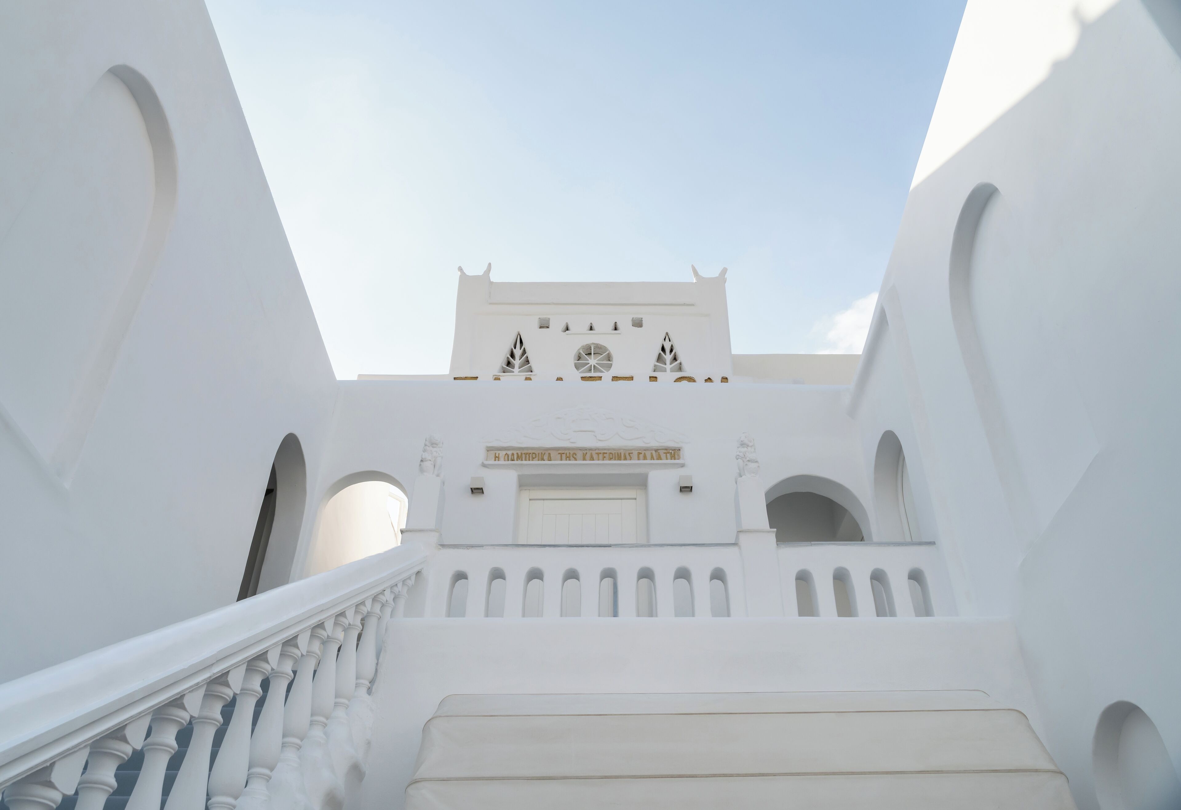 المنشأة من الخارج
