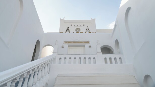 المنشأة من الخارج