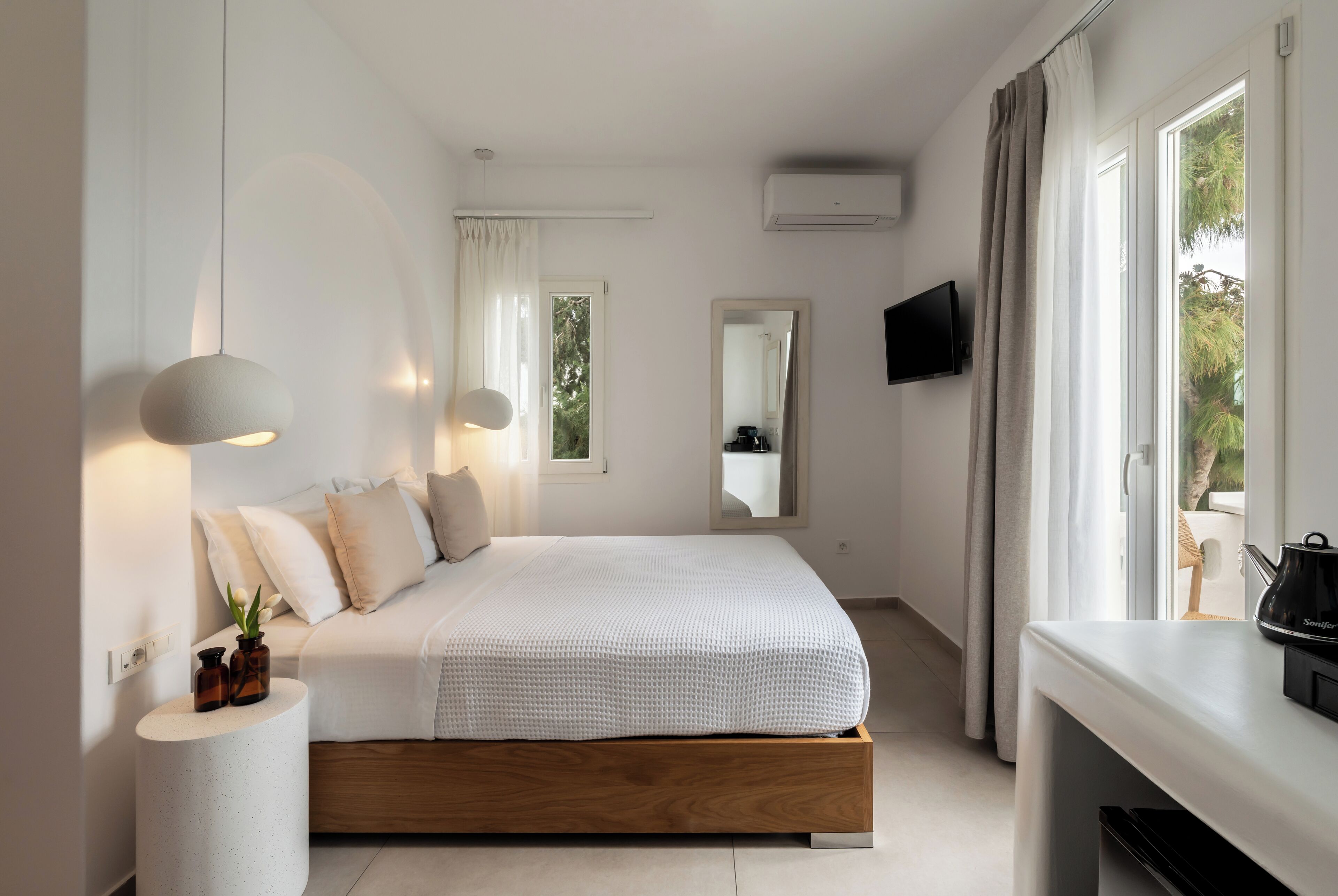 Deluxe Double Room, Partial Sea View | In-room safe, iron/ironing board, free WiFi, bed sheets