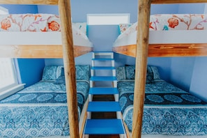 4 Schlafzimmer, Bügeleisen/Bügelbrett, kostenloses WLAN, Bettwäsche
