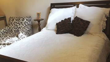 1 bedroom, desk, iron/ironing board, travel cot