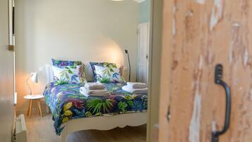 3 bedrooms, iron/ironing board, WiFi
