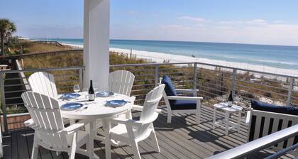 Sea Turtle House-On beach-3BR 3.5 Bath Sleeps 12 SUPs Kayaks Family Friendly