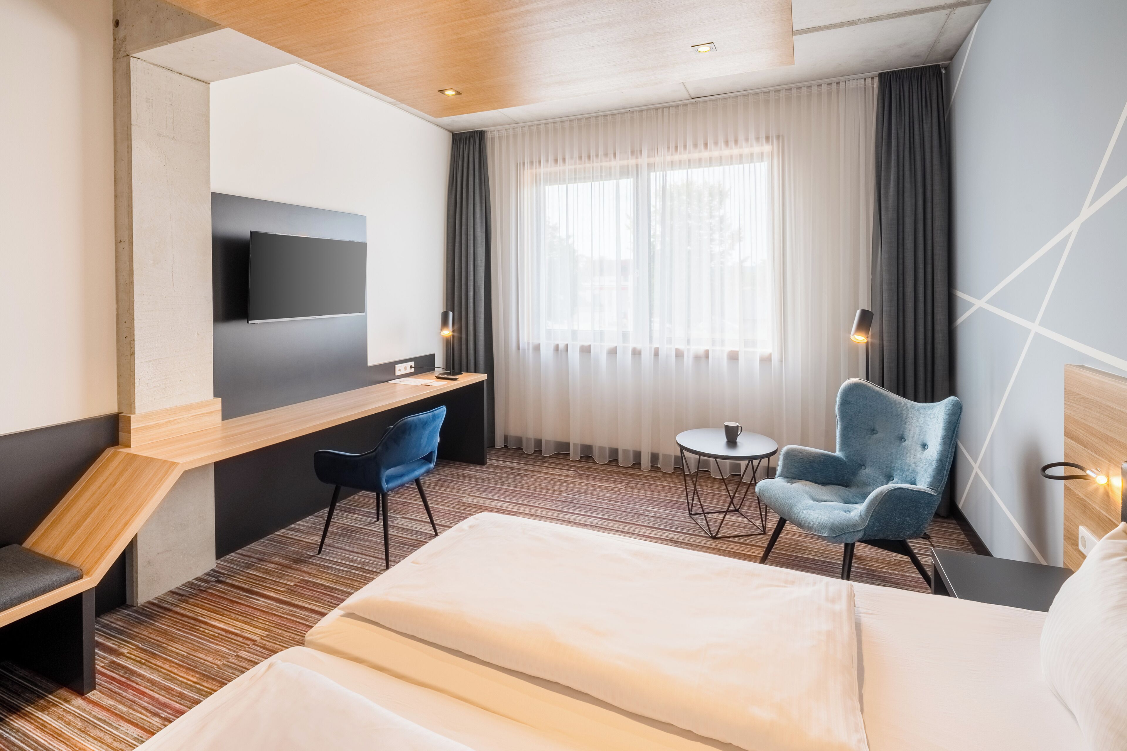 40-吋智慧型電視、衛星頻道、電視