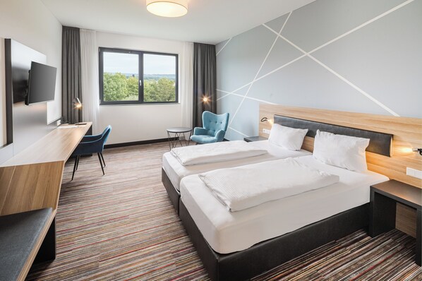 Coffres-forts dans les chambres, bureau, rideaux occultants