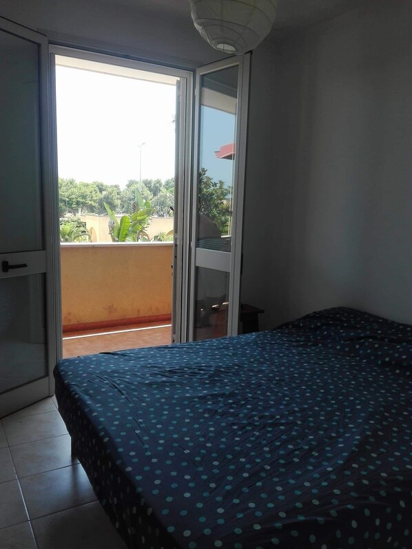 2 bedrooms