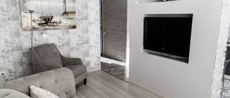 TV