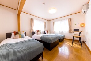 3 bedrooms, desk, iron/ironing board, free WiFi