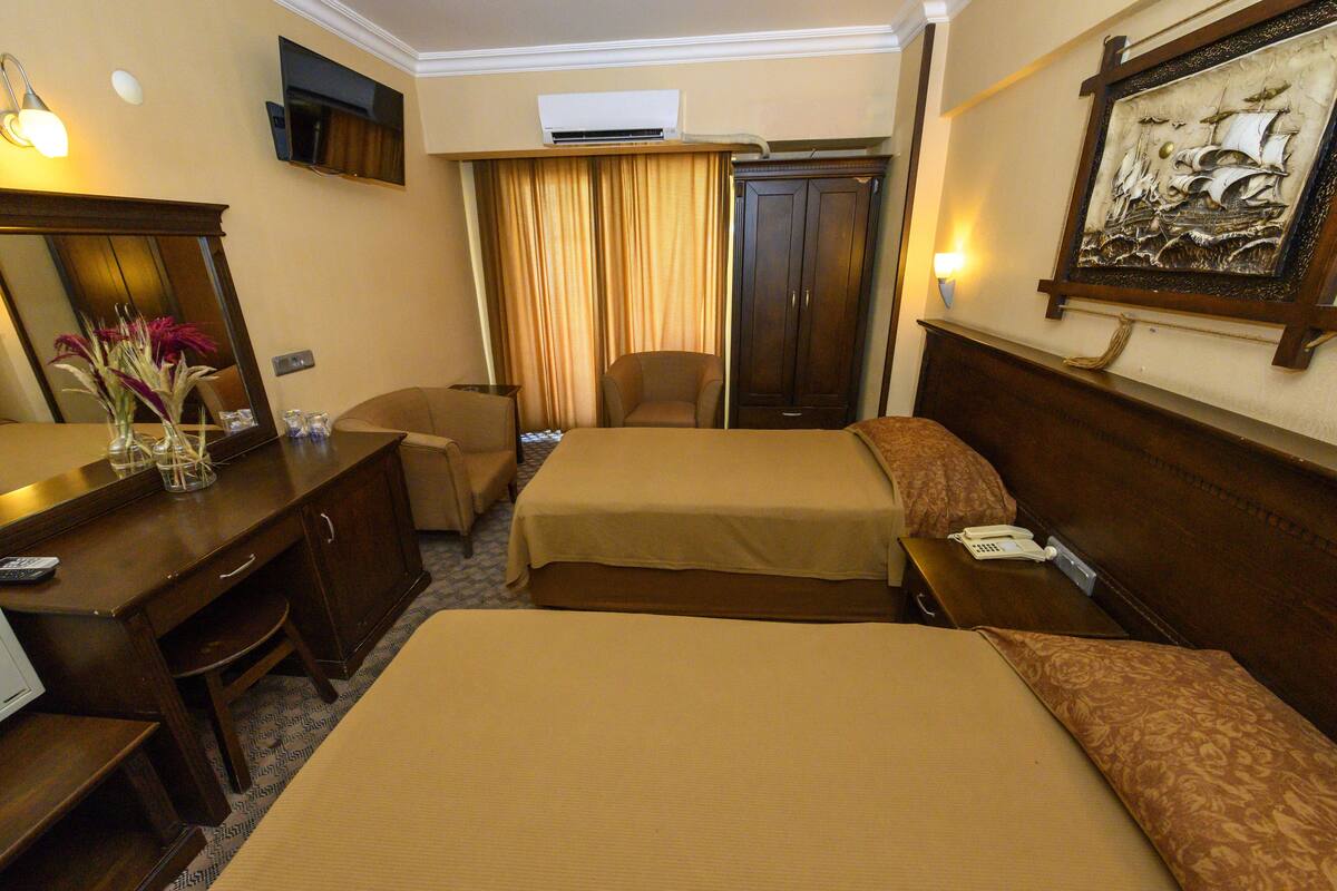 Double or Twin Room | Blackout drapes, cribs (free), rollaway beds (free), WiFi (free)